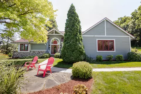 s85w32471 Joshua, Mukwonago, WI 53149