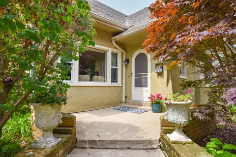 2831 N Maryland, Milwaukee, WI 53211