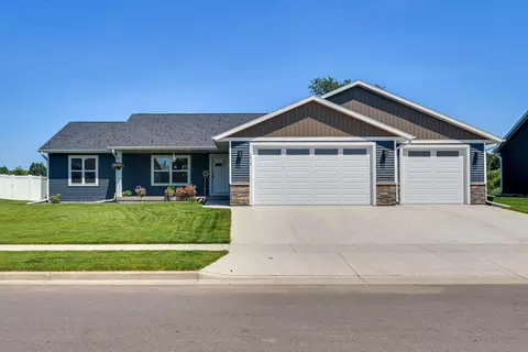 1819 Arches, Holmen, WI 54636