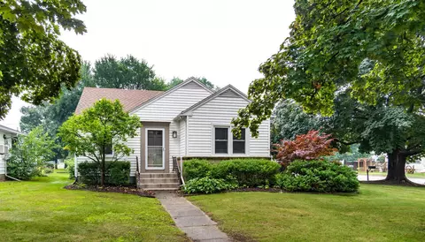 302 Walnut, La Crescent, MN 55947