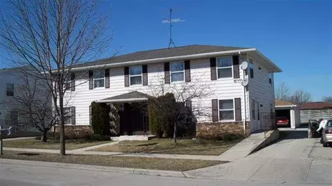 2420 Camelot, Sheboygan, WI 53081