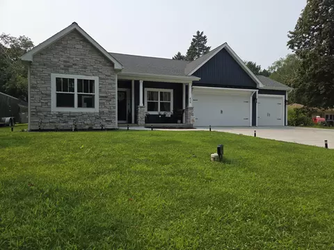 419 4 Mile, Racine, WI 53402