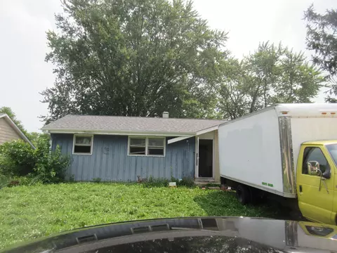 1659 Village, Racine, WI 53406