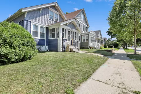 1916 S 71st, West Allis, WI 53219