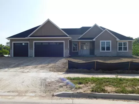 280 Candleberry, Grafton, WI 53024