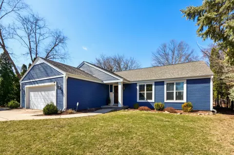 4205 S 121st, Greenfield, WI 53228