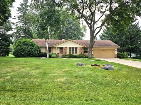 5240 S Williams, New Berlin, WI 53146