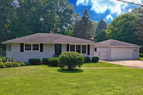 573 11th, Somers, WI 53140