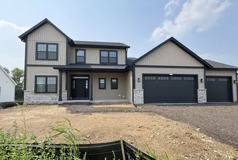 1750 Hammock, Oconomowoc, WI 53066