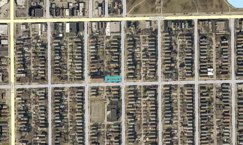 2361 S 10th, Milwaukee, WI 53215