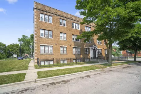 1021 N 23rd #1035, Milwaukee, WI 53233