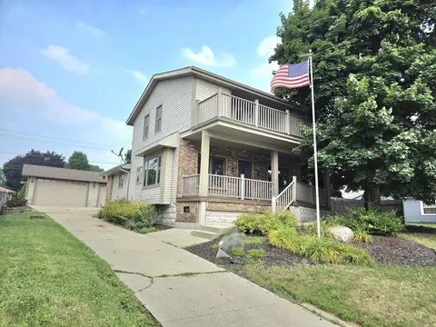 2459 S 92nd, West Allis, WI 53227
