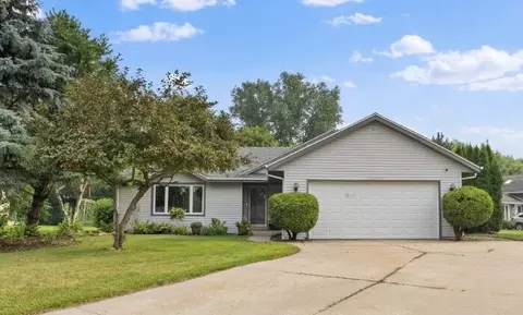 n28w22560 Foxwood, Waukesha, WI 53186