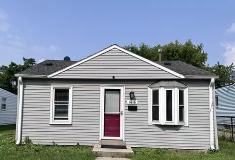 1616 Oregon, Racine, WI 53405