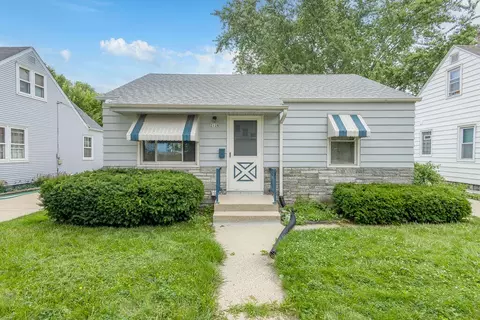 2128 S 90th, West Allis, WI 53227