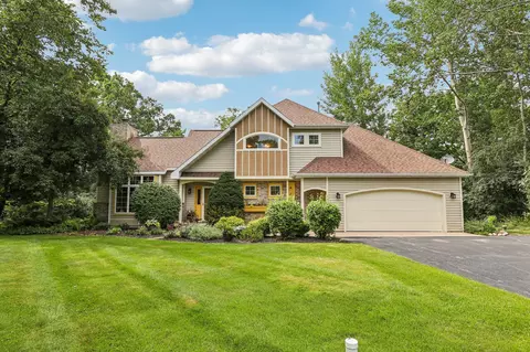 n67w32462 Wildwood Pt, Merton, WI 53029