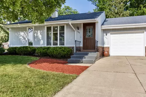 1046 N Wuthering Hls #A, Janesville, WI 53546