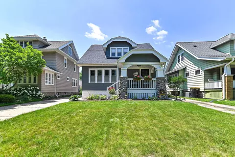 335 N 68th, Wauwatosa, WI 53213