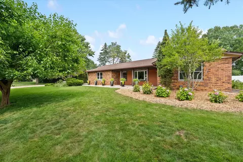3530 Arroyo, Brookfield, WI 53045