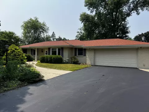 4515 Coral, Brookfield, WI 53045