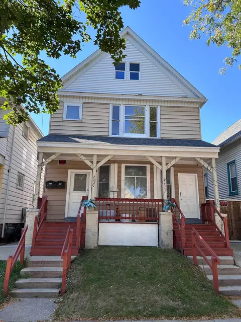 2235 S 17th #2237, Milwaukee, WI 53215