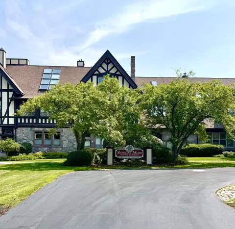 701 S Lake Shr #1C, Lake Geneva, WI 53147