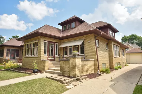 2428 N 62nd, Wauwatosa, WI 53213