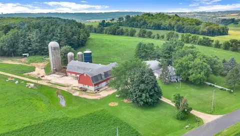 w2013 Adams Road, Neosho, WI 53059