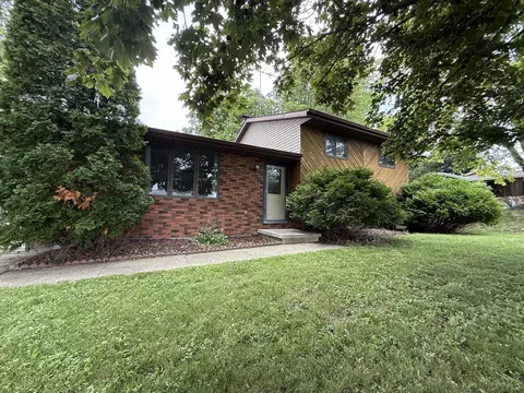 2305 Cindy, New Holstein, WI 53061