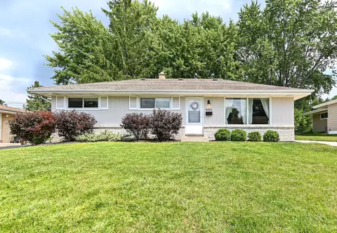 w149n8452 Norman, Menomonee Falls, WI 53051