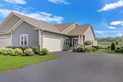 6599 105th, Pleasant Prairie, WI 53158