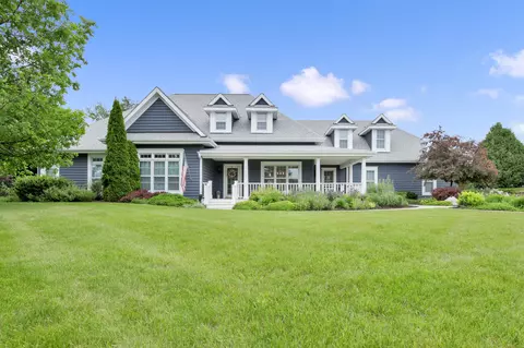 742 Charolais, Slinger, WI 53086