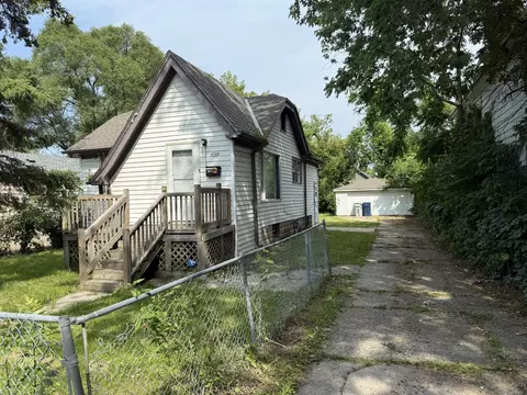 4744 N 49th, Milwaukee, WI 53218