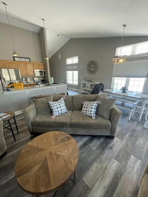 704 Geneva National, Geneva, WI 53147