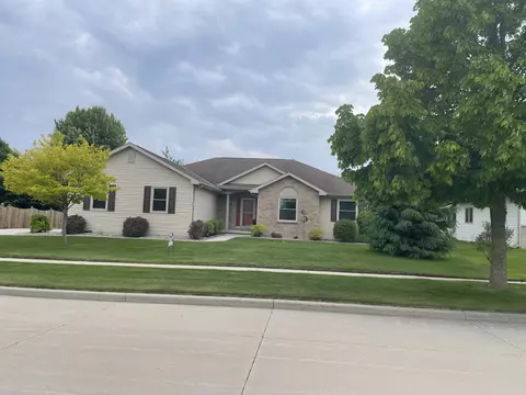 4321 Deerfield, Manitowoc, WI 54220