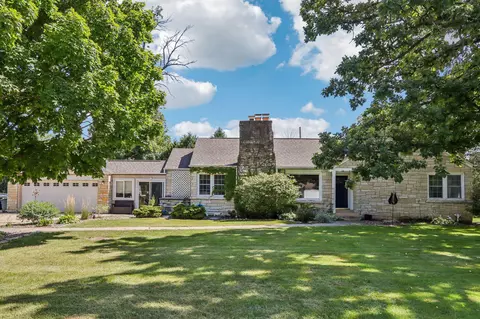 320 S Elmridge, Brookfield, WI 53005