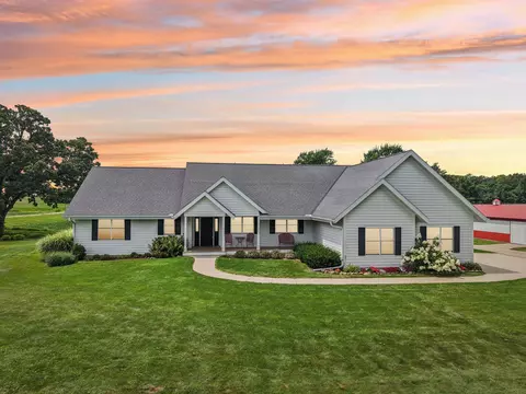 2256 Cottage Grv, Cottage Grove, WI 53527