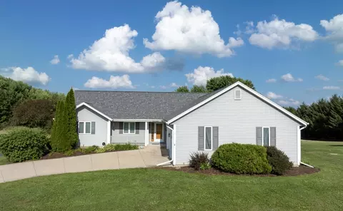w339n9590 Townline, Merton, WI 53066