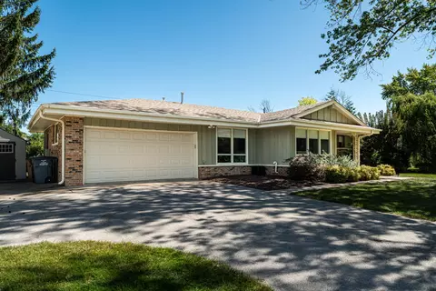 8994 N Santa Monica, Bayside, WI 53217