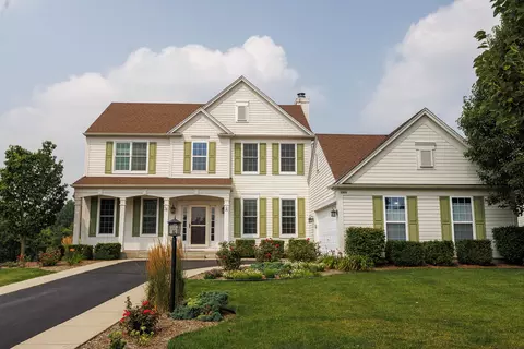 4964 W Forest Hl, Franklin, WI 53132