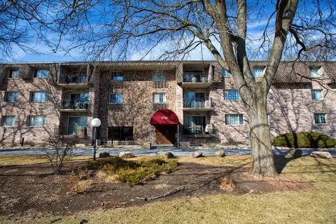 1730 W Green Tree #106, Glendale, WI 53209
