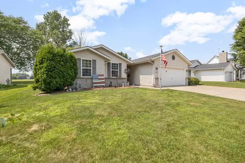 1559 Woodruff, Hartford, WI 53027