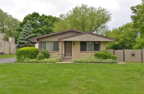 38 S Emmertsen, Mount Pleasant, WI 53406