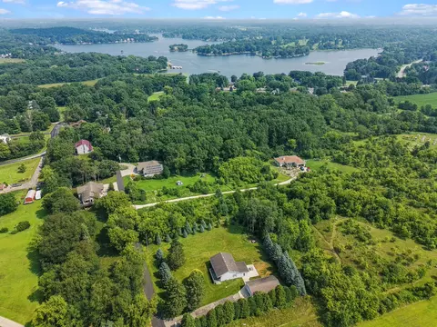 n7134 Poplar Lane, Sugar Creek, WI 53121