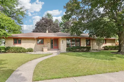 308 Donald, Burlington, WI 53105