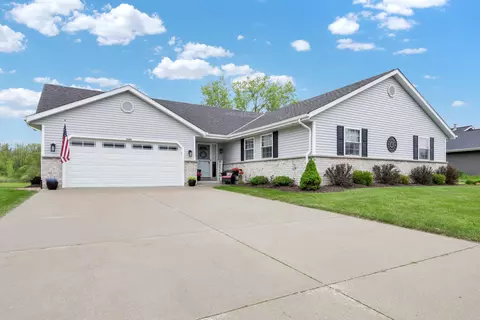 6905 Jamestown, Trenton, WI 53090