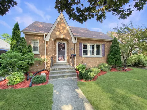 7545 28th, Kenosha, WI 53143