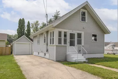 707 Oconnell, Watertown, WI 53094