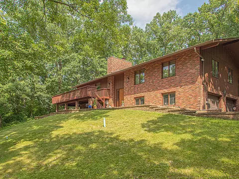 5737 Fox Chase, Hokah, MN 55941