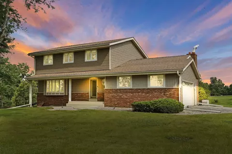 14806 Spring, Yorkville, WI 53182